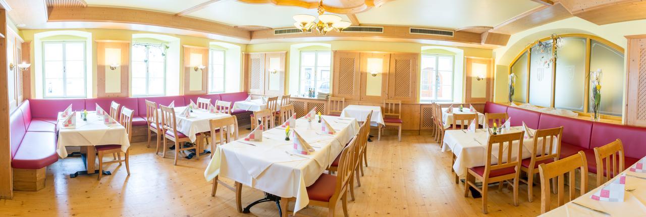卡斯图夫博斯特酒店 Obernberg am Inn 外观 照片